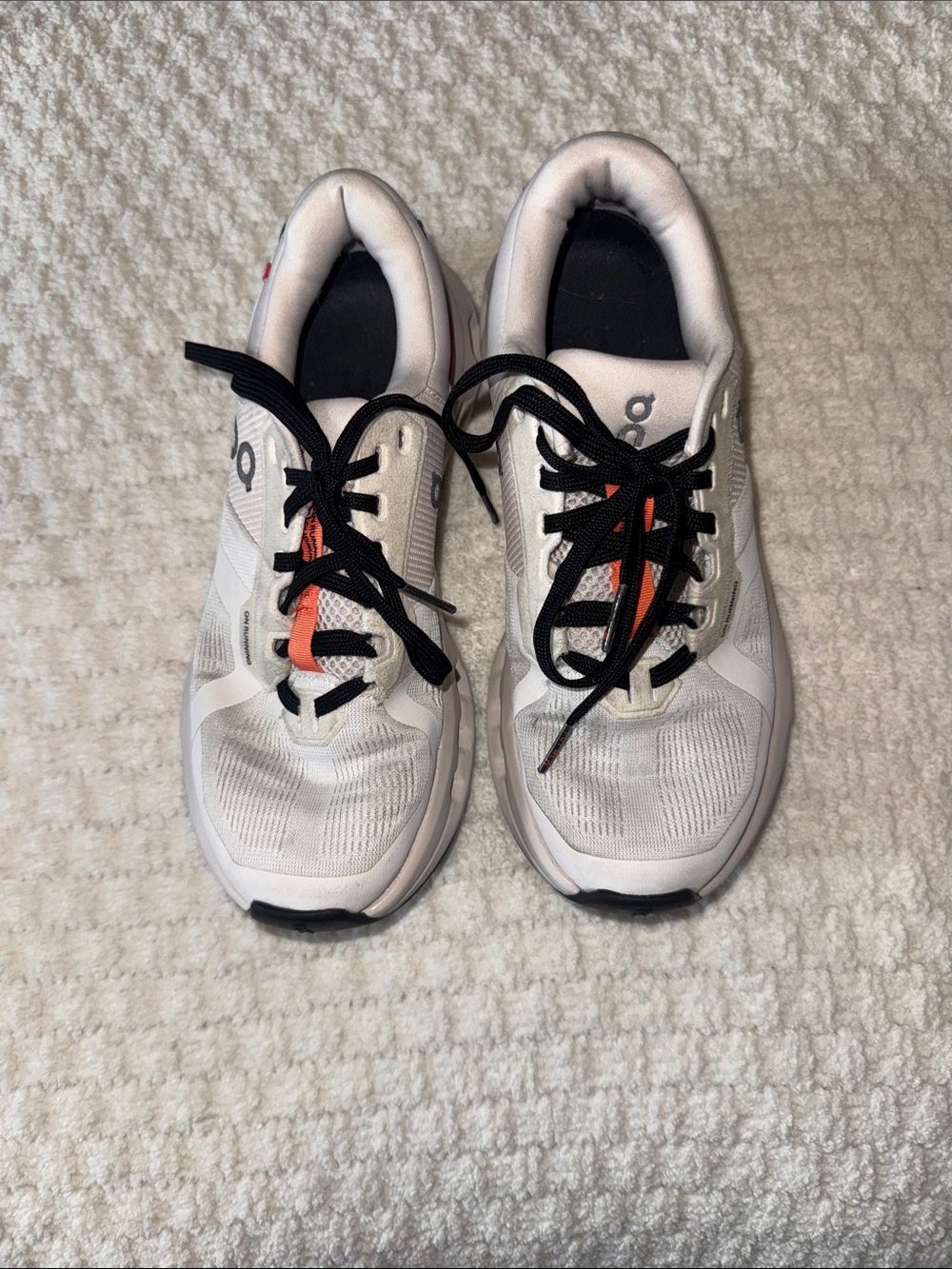 On Running women's cloud runner 2 5.5 in white sand - Picture 3 of 6